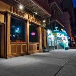 Bar East Ale House, New York (NY), US