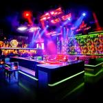 Wall Lounge, Miami Beach (FL), US